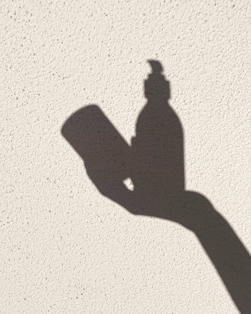 Włosy przetłuszczające się – jak sobie z nimi poradzić?